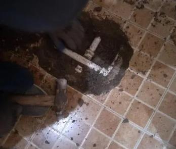 鄂城卫生间漏水维修公司为您分享下卫生间渗水如何处理及注意事项